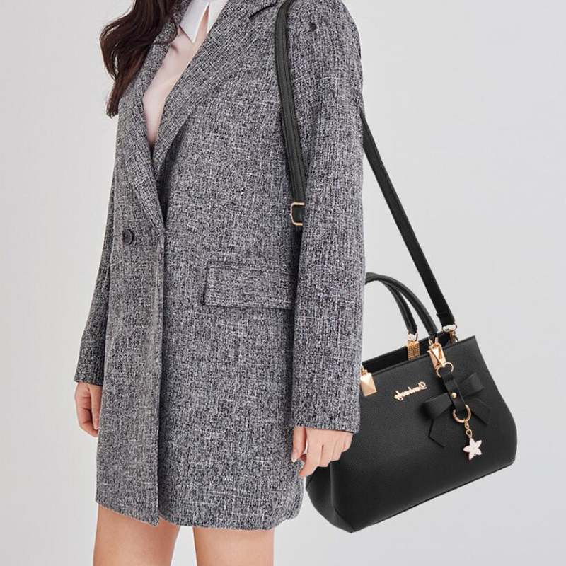 Women's Shoulder Bag with Pendant