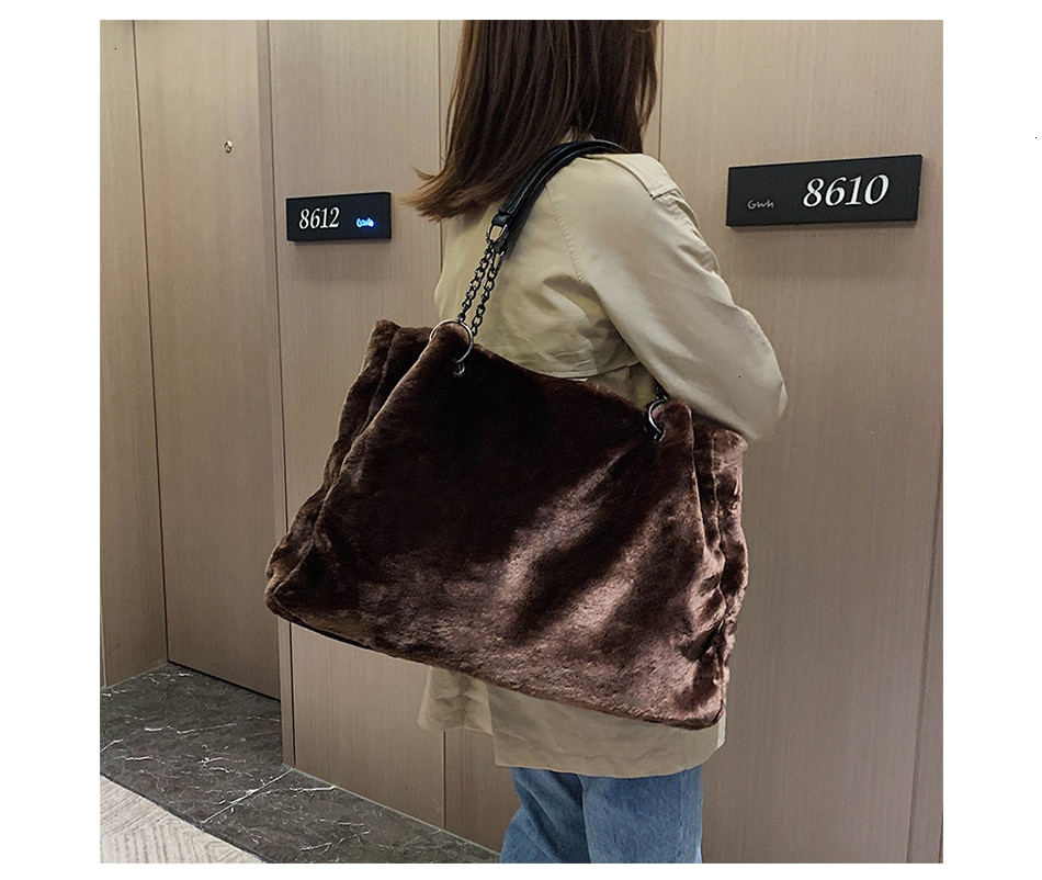 Women's Eco Fur Tote Bag