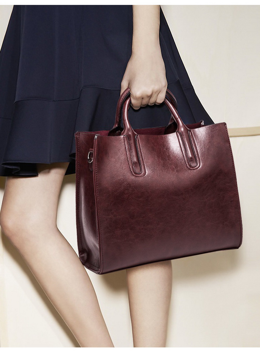 Women's Oil Eco-Leather Tote Bag