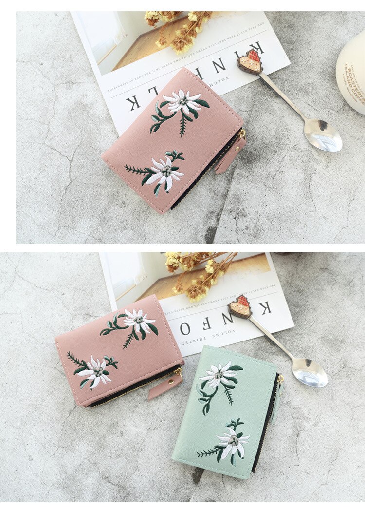 Women's  Flower Embroidery Short Wallet