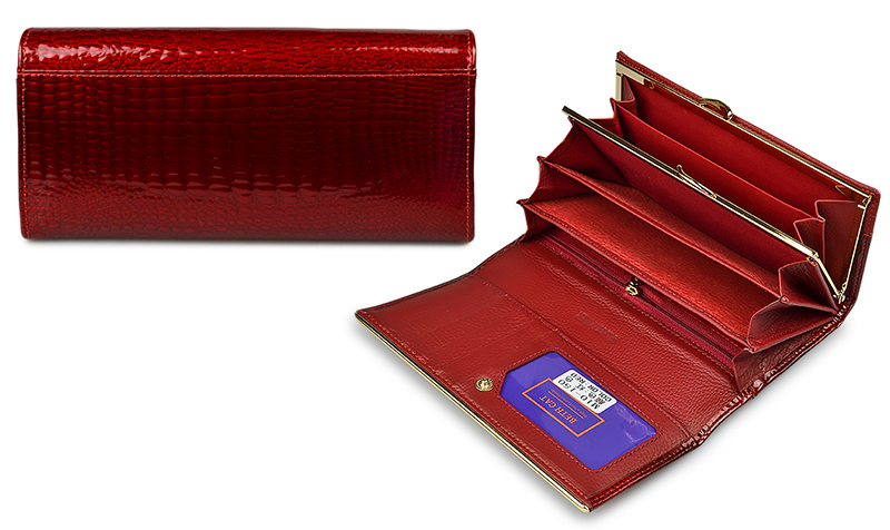 Women's Alligator Style Leather Wallet